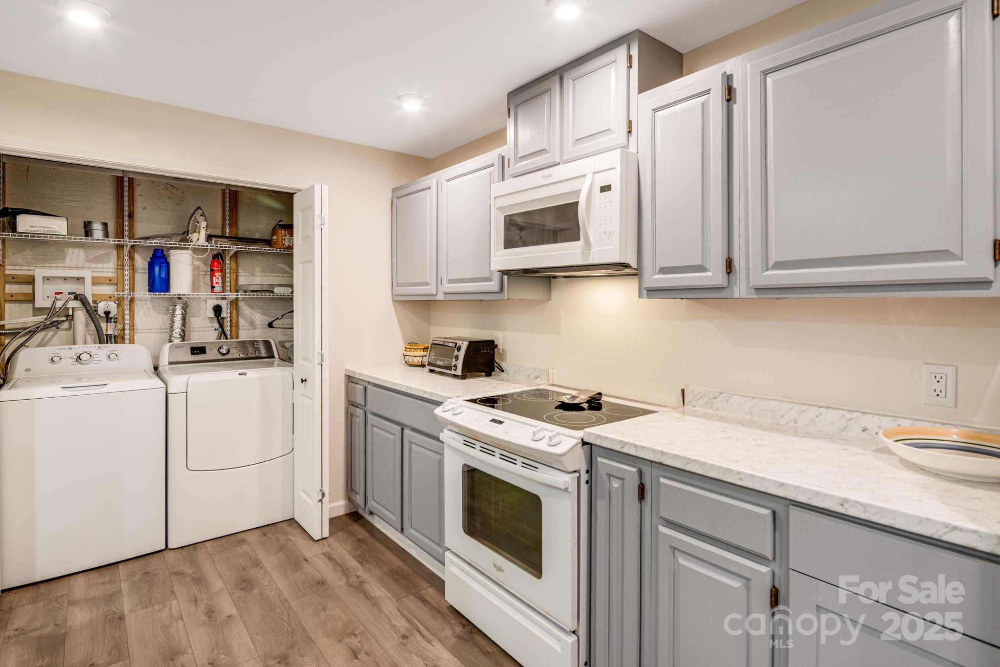 4155 Turnpike Road Horse Shoe, NC 28742 - Photo 28 of 40