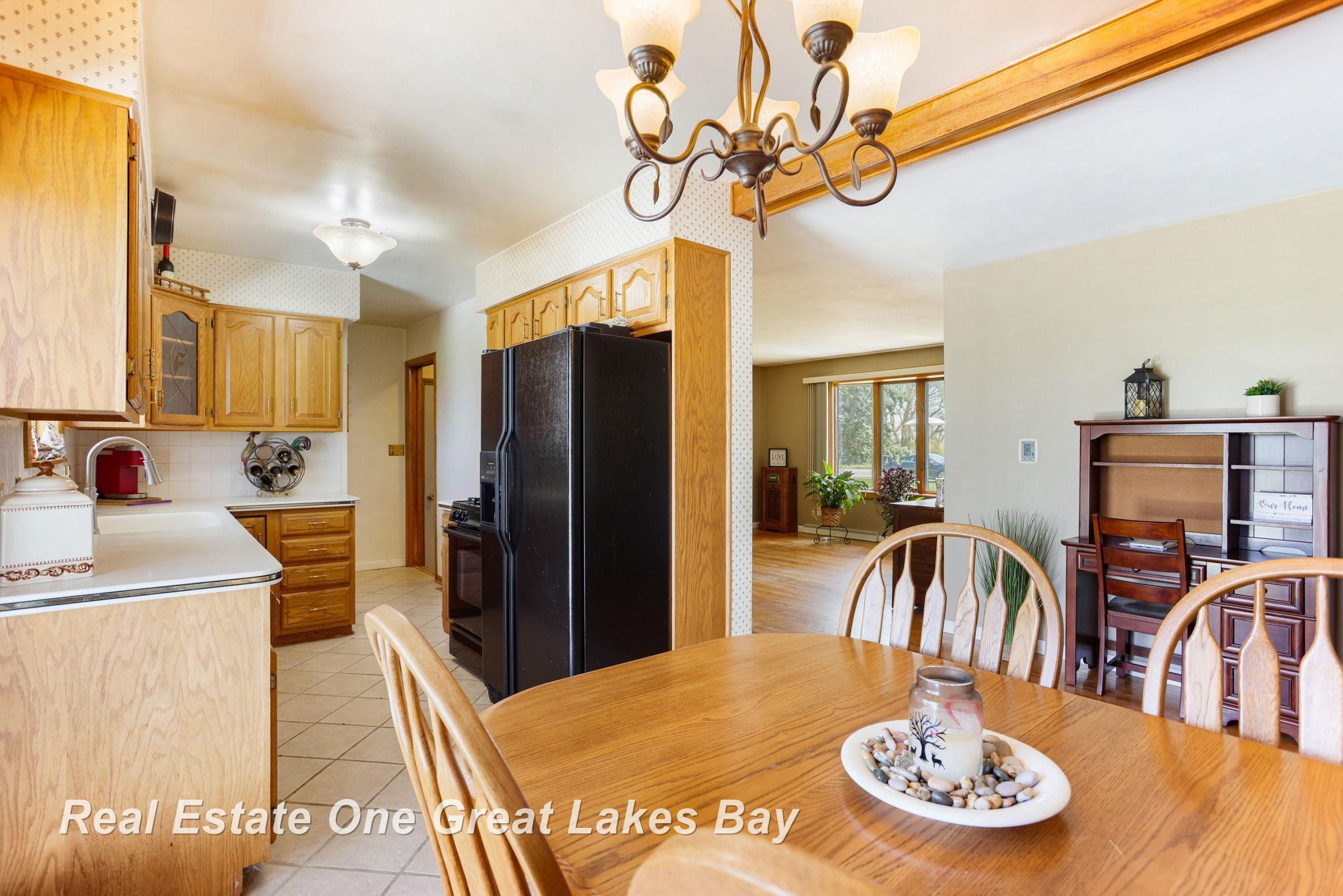 205 Midland Road Auburn, MI 48611 - Photo 10 of 43 Gallery Image 10