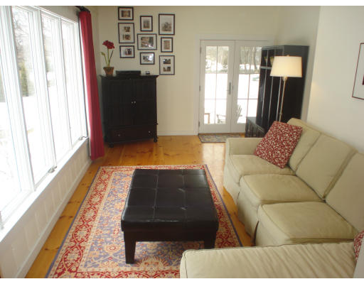 36 Ann Vinal Road Scituate, MA 02066 - Photo 5 of 28 Gallery Image 5