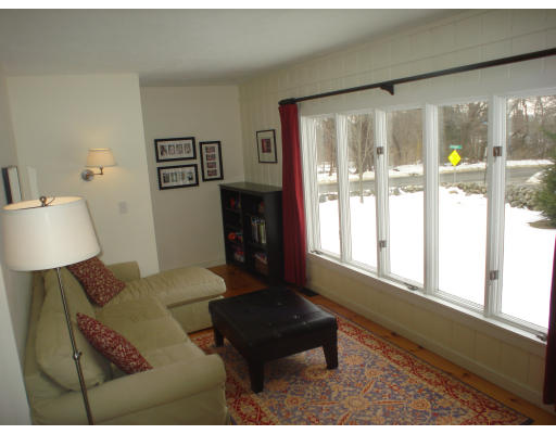 36 Ann Vinal Road Scituate, MA 02066 - Photo 6 of 28 Gallery Image 6
