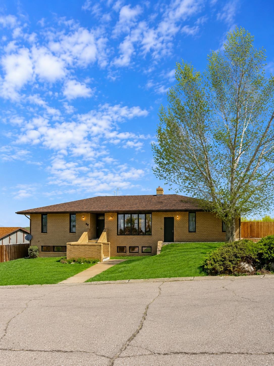 92 Declaration Drive Evanston, WY 82930 - Photo 1 of 49