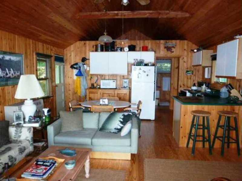 47 Colony Road Readfield, ME 04355 - Photo 20 of 20 Living Room.