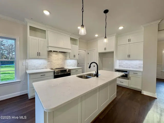 $425,900 | 801 Emmett Ct Spring, Spring Hope, NC 27882