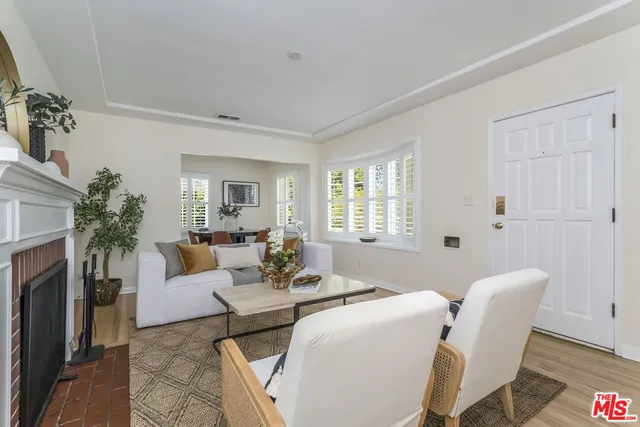 $6,000 | 5967 Carpenter Avenue, Valley Village, CA 91601