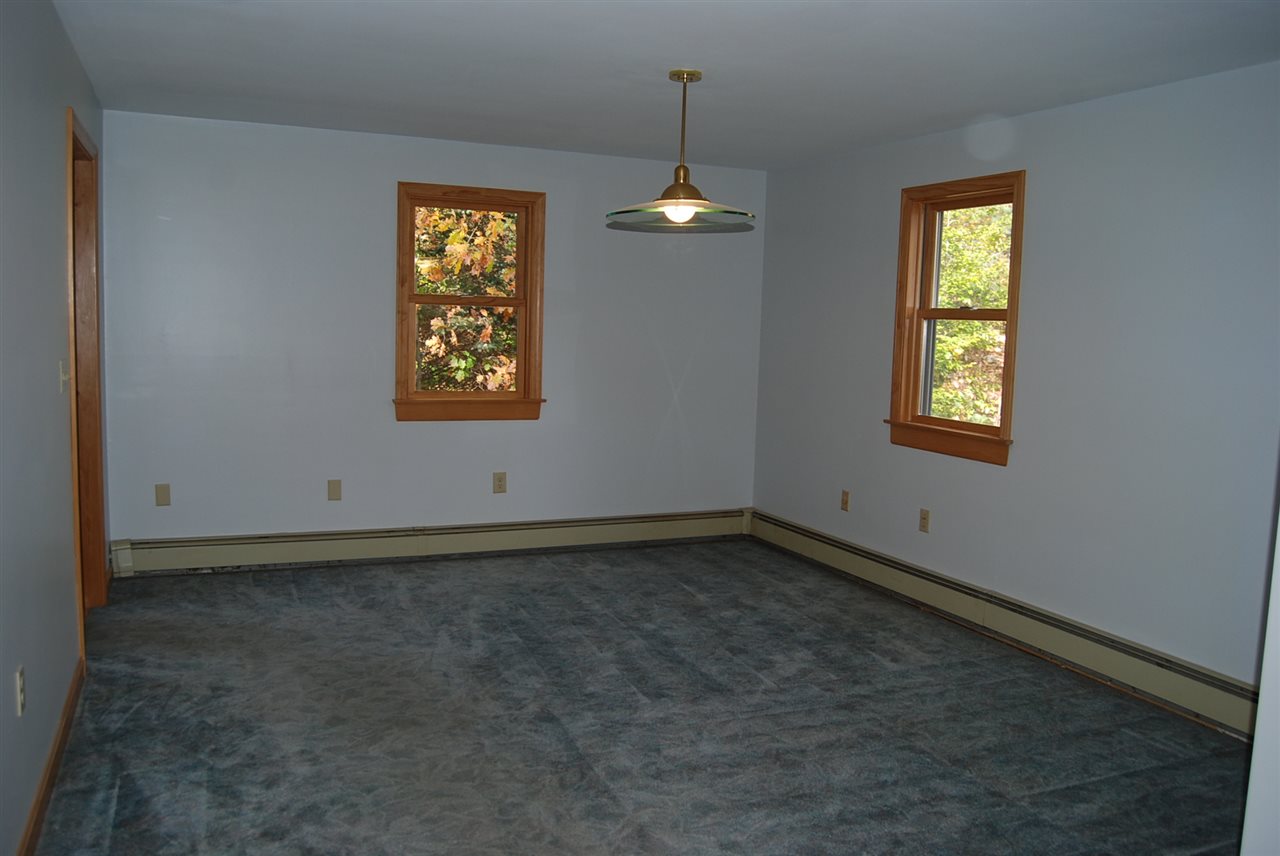 48 Strafford Road Rochester, NH 03867 - Photo 15 of 39