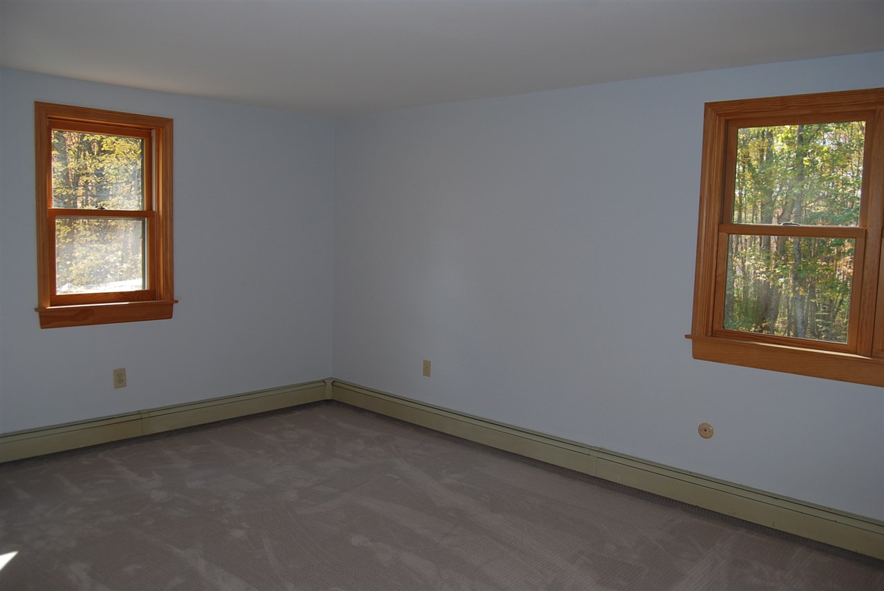 48 Strafford Road Rochester, NH 03867 - Photo 22 of 39