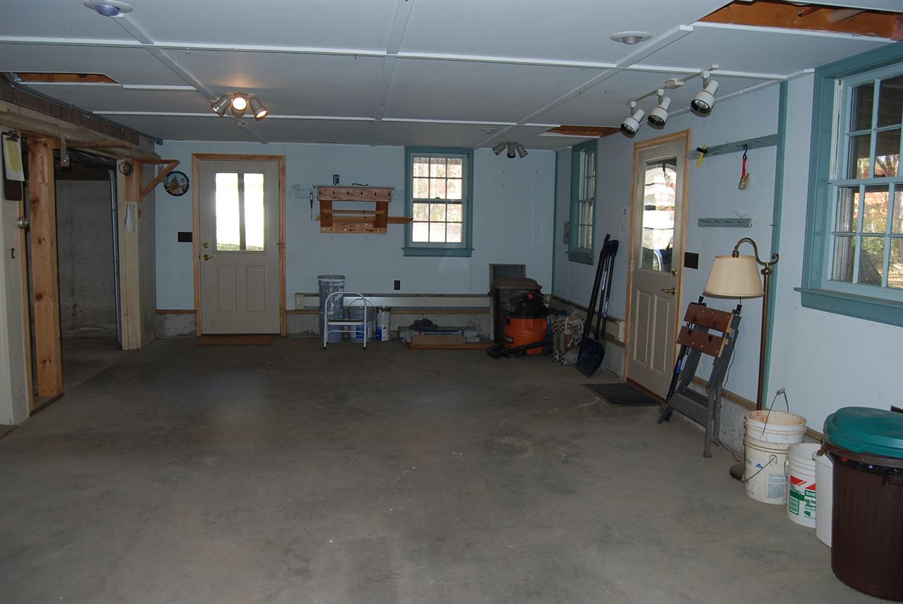 48 Strafford Road Rochester, NH 03867 - Photo 27 of 39