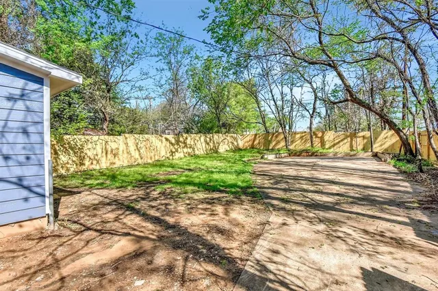 $230,000 | 515 East Sears Street, Denison, TX 75021