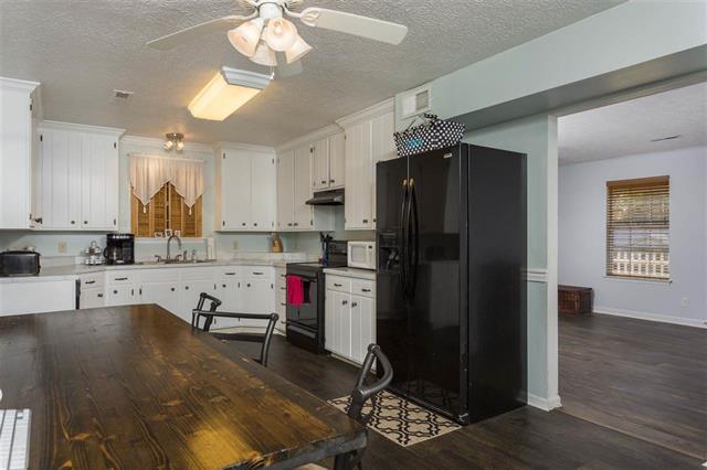 168 Ralph Street Dayton, TN 37321 - Photo 2 of 23 2