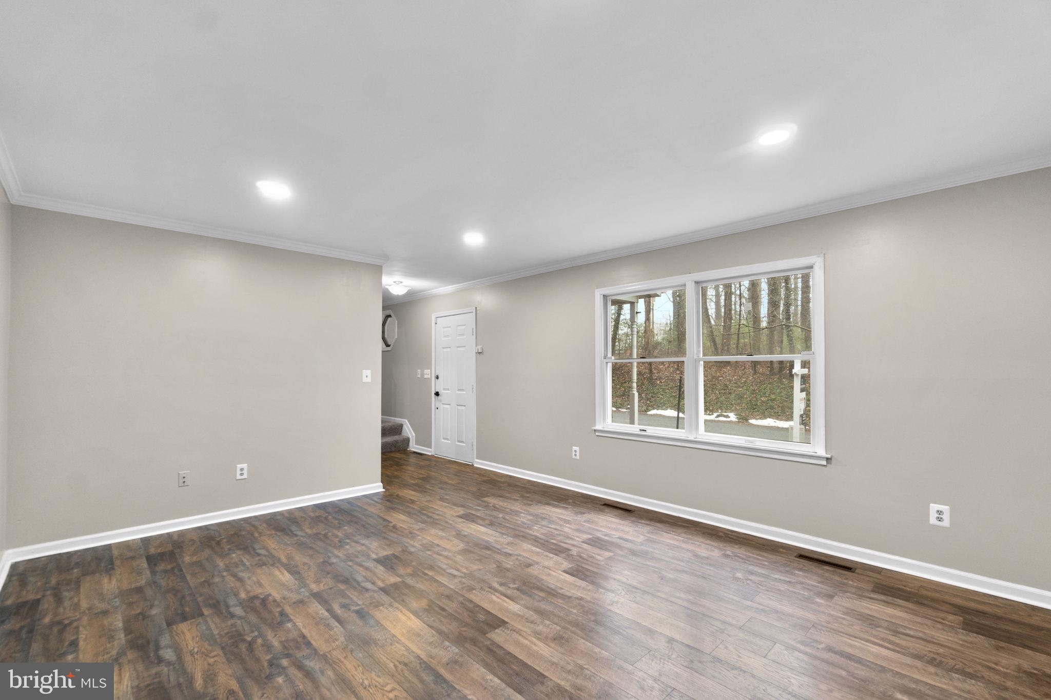4525 Roop Road Mount Airy, MD 21771 - Photo 6 of 49 Living Room