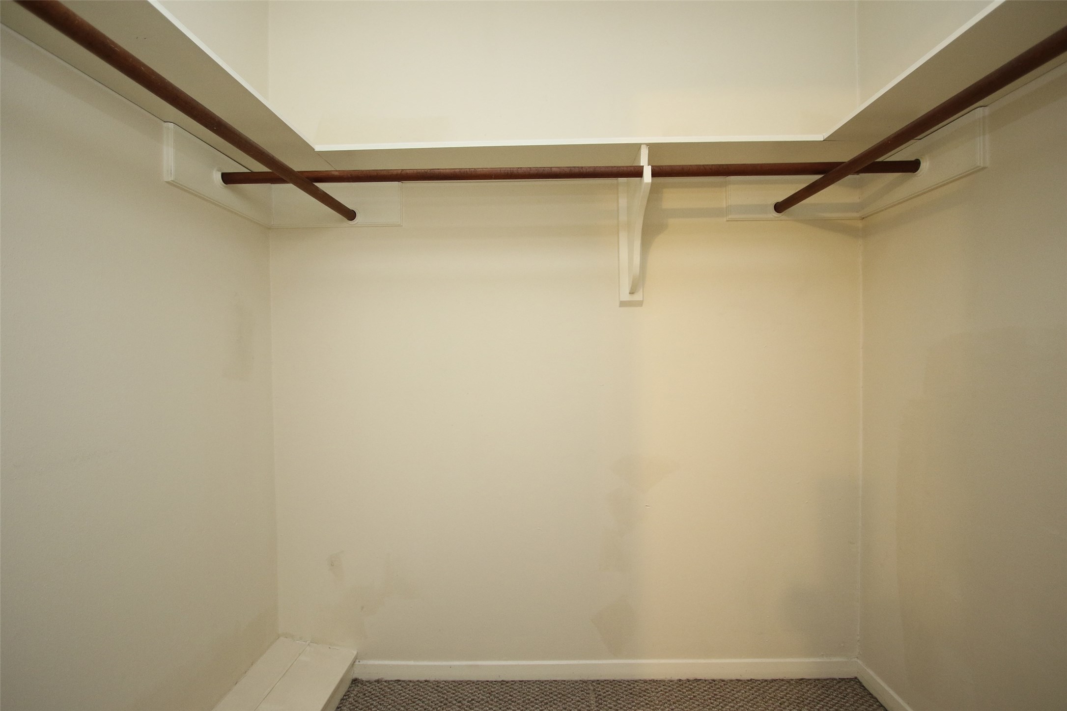 2052 Branard Street, Unit 4 Houston, TX 77098 - Photo 7 of 12