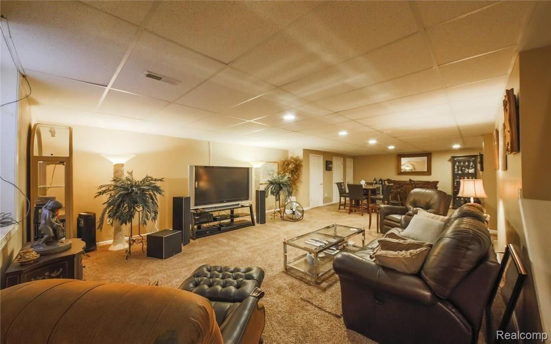 48159 Glenmount Road Canton, MI 48187 - Photo 20 of 26 Glenmount-48159 (20).jpg