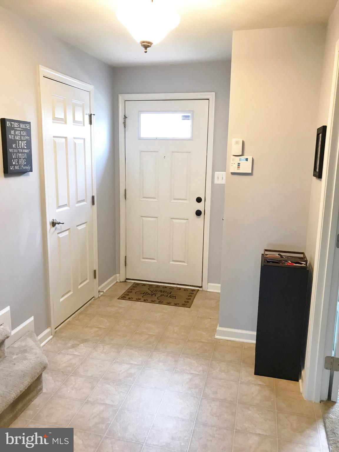 2071 Spring Run Circle Frederick, MD 21702 - Photo 2 of 18 Entrance Foyer with Powder Room
