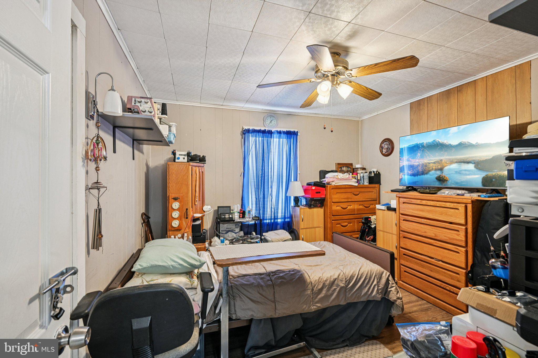 1340 South Orchard Road Vineland, NJ 08360 - Photo 28 of 42 a bed room with bed and window