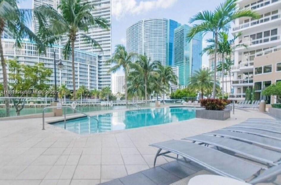 901 Brickell Key Boulevard, Unit 2701 Miami, FL 33131 - Photo 14 of 29