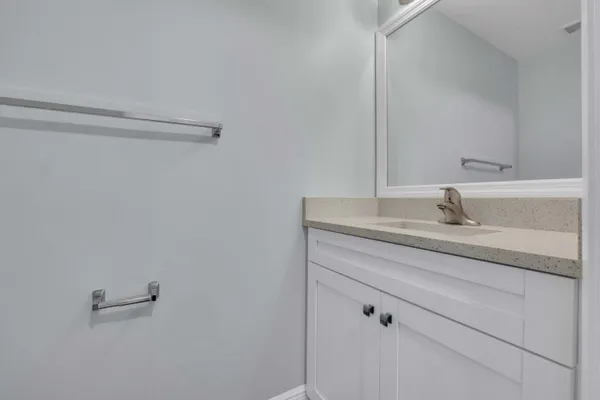 $2,500 | 2877 Northeast 15th Street, Pompano Beach, FL 33062