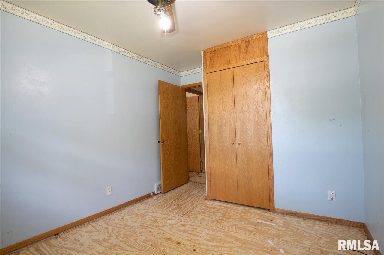 205 Bess Street Washington, IL 61571 - Photo 15 of 36 Gallery Image 15