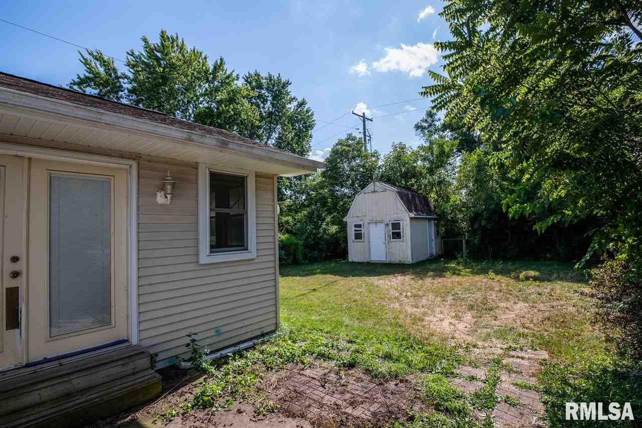 205 Bess Street Washington, IL 61571 - Photo 31 of 36 Gallery Image 31
