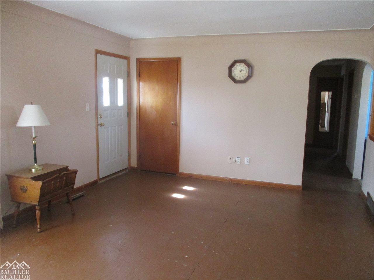 5710 Meisner Road East China, MI 48054 - Photo 6 of 14 31390072-5.JPG