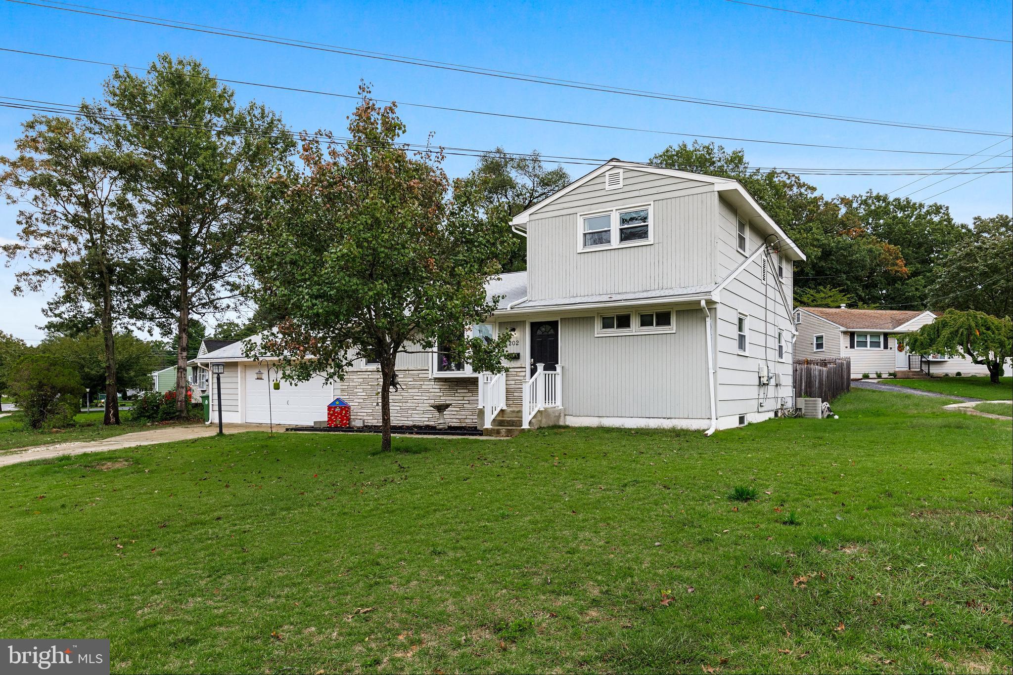 202 Rule Court Glassboro, NJ 08028 - Photo 2 of 33