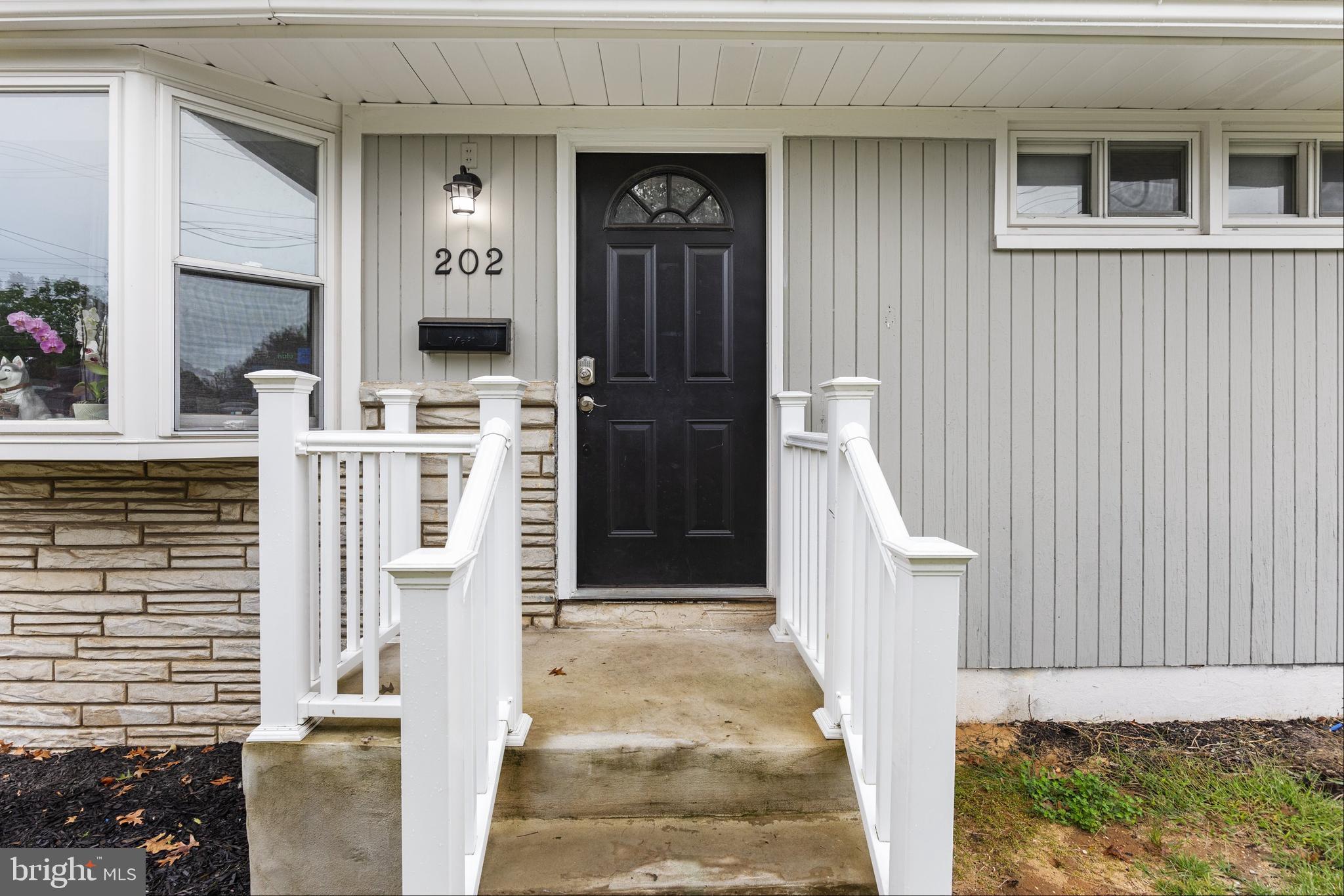 202 Rule Court Glassboro, NJ 08028 - Photo 4 of 33