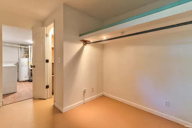 $299,900 | 9301 County Road 250 North, Wadesville, IN 47638