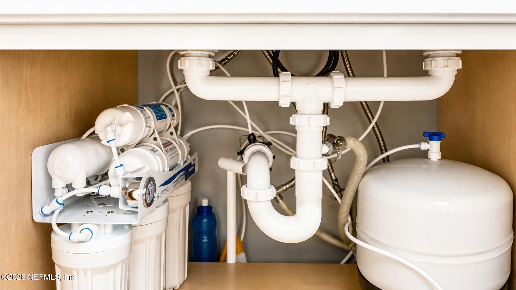 1050 Chapeau Road Jacksonville, FL 32211 - Photo 20 of 28 Water purifier system inside 2