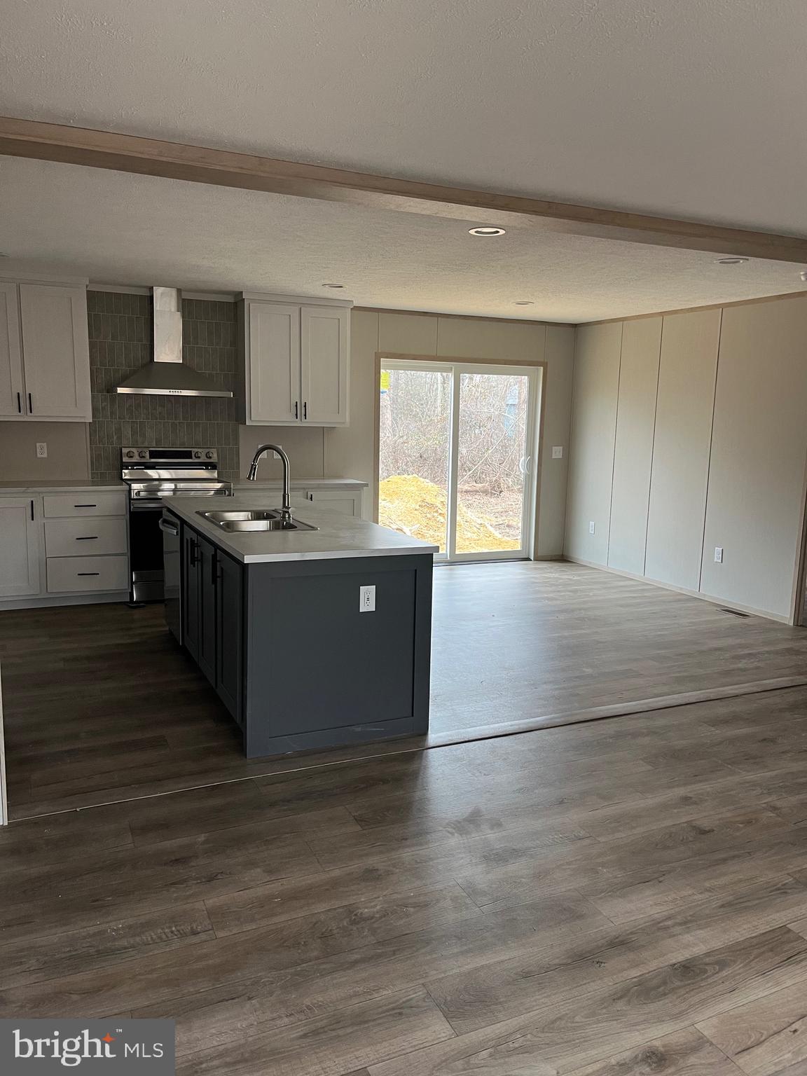 334 Opal Road Millville, NJ 08332 - Photo 15 of 15 Kitchen/dining room