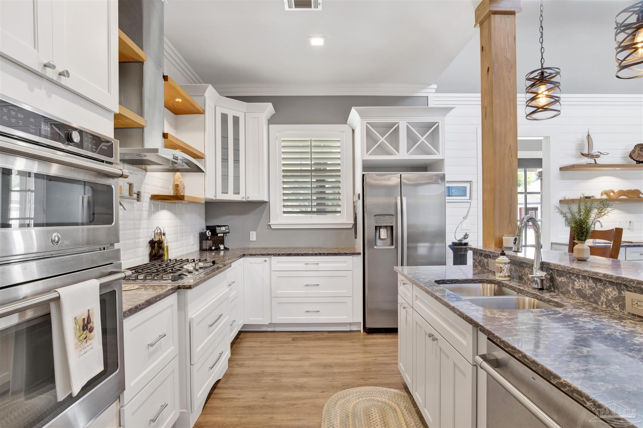 16600 Innerarity Point Road Pensacola, FL 32507 - Photo 12 of 48