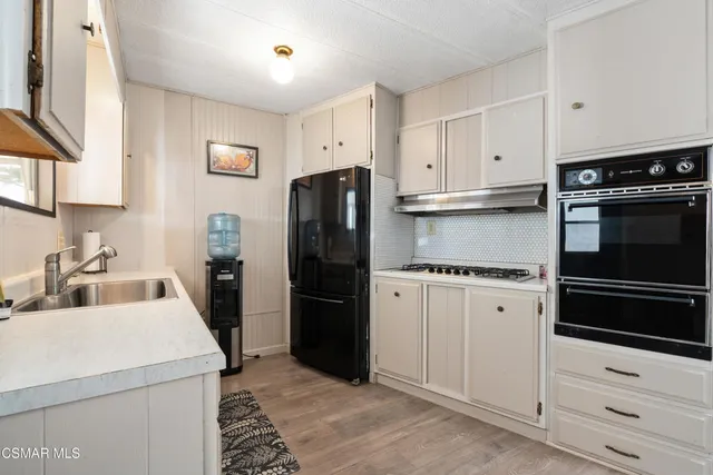 $195,000 | 142 Via Rosal, Camarillo, CA 93012