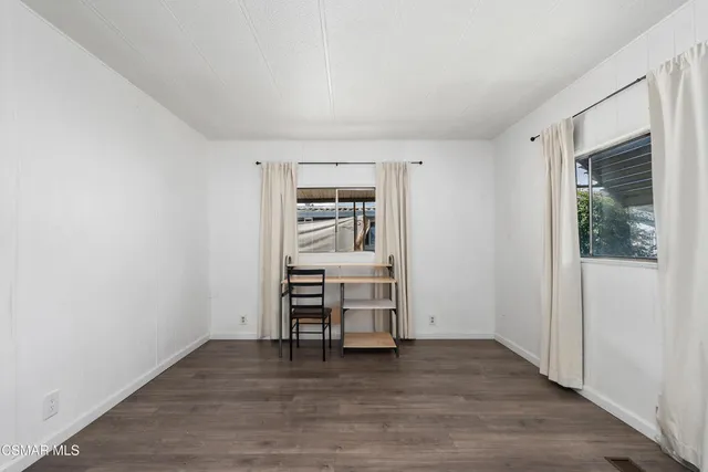 $195,000 | 142 Via Rosal, Camarillo, CA 93012