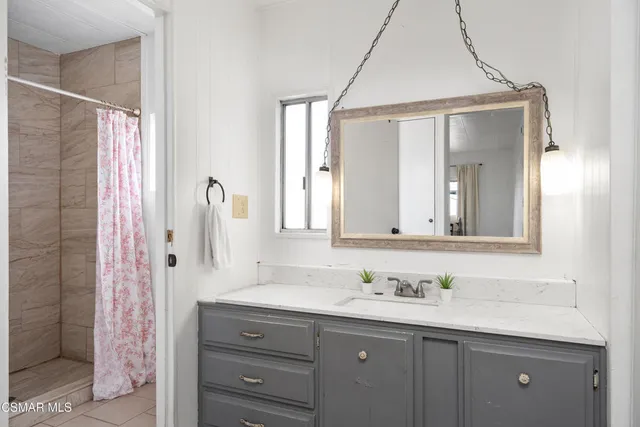 $195,000 | 142 Via Rosal, Camarillo, CA 93012