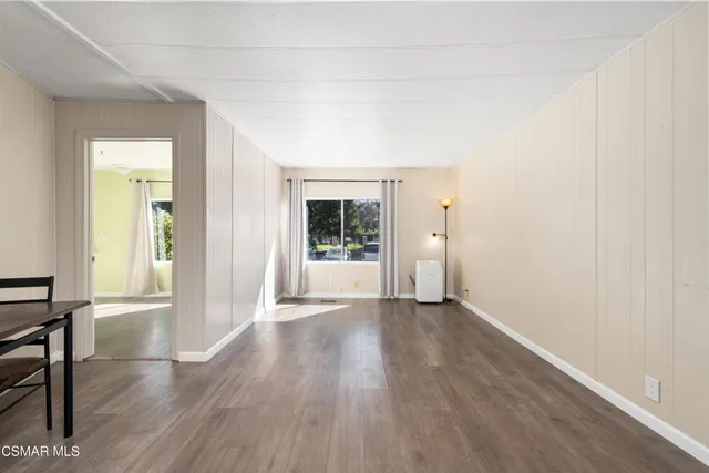 $195,000 | 142 Via Rosal, Camarillo, CA 93012