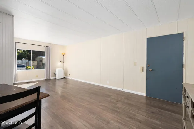 $195,000 | 142 Via Rosal, Camarillo, CA 93012