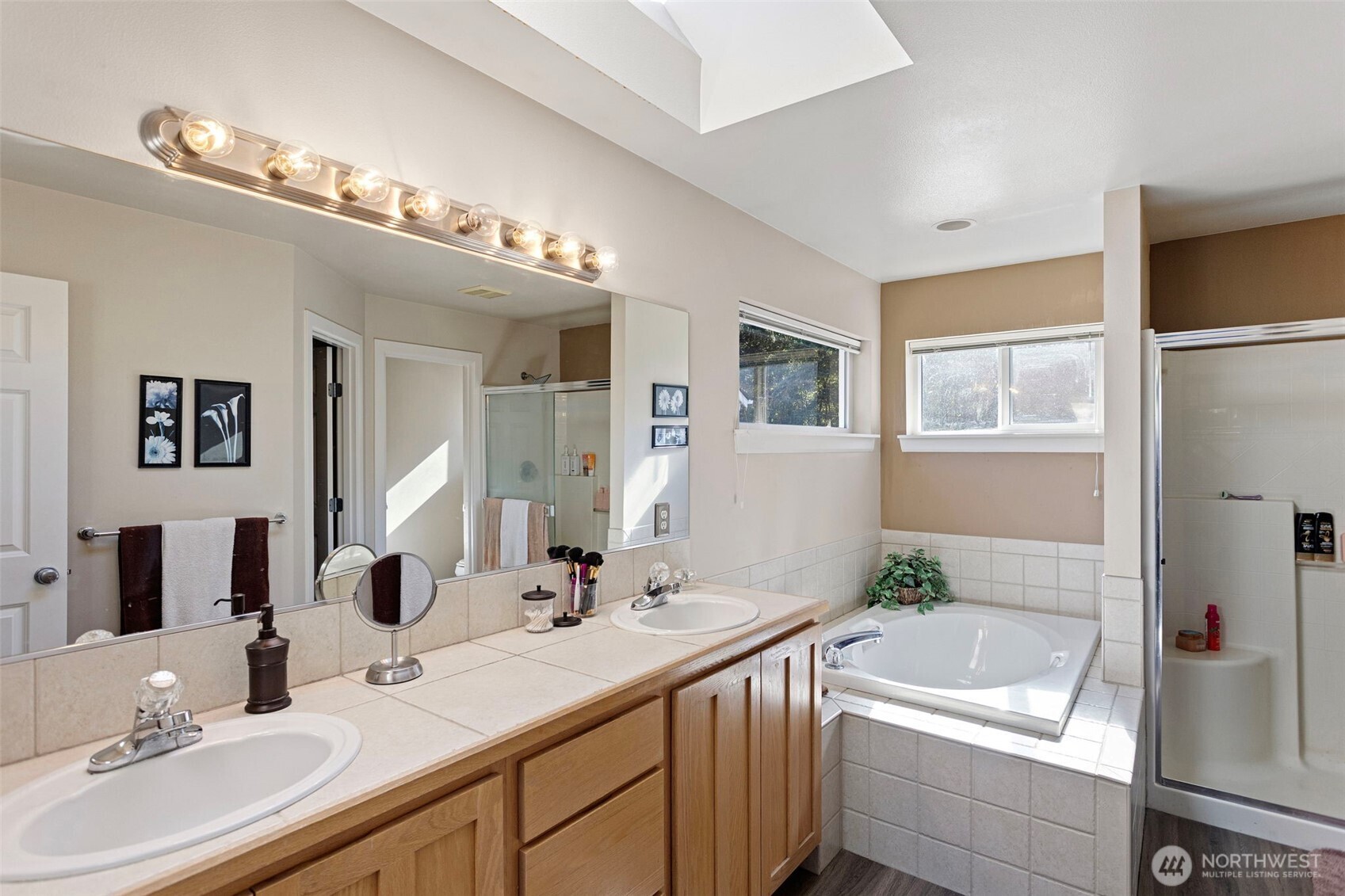 2256 Southeast Bandera Court Port Orchard, WA 98367 - Photo 18 of 27