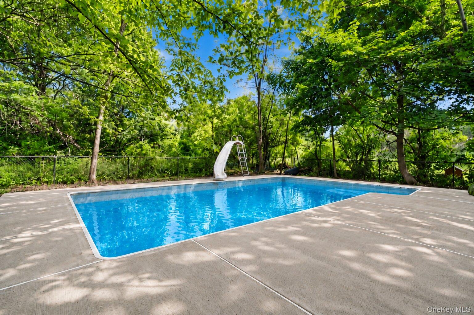25 Hill Road Middletown, NY 10941 - Photo 39 of 47 Virtually Staged.