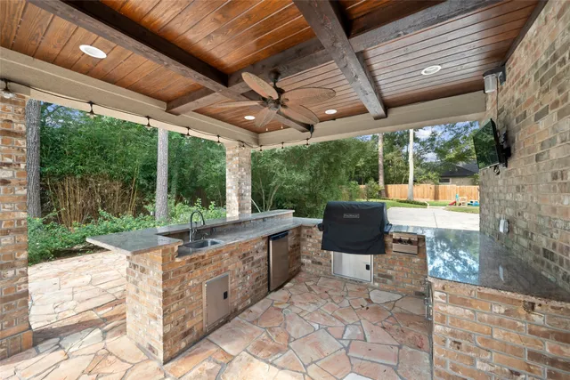 $1,600,000 | 98 Northgate Drive, The Woodlands, TX 77380