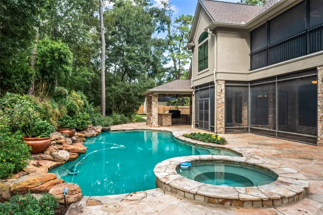 $1,600,000 | 98 Northgate Drive, The Woodlands, TX 77380