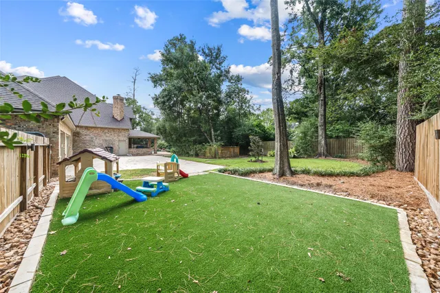 $1,600,000 | 98 Northgate Drive, The Woodlands, TX 77380