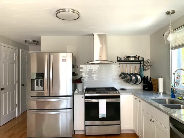 $3,950 | 15 Avenue A Street, Wareham, MA 02571