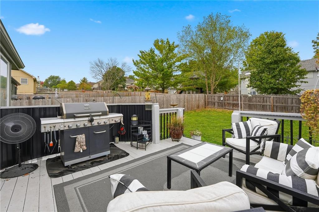 1809 Southeast Ridgewood Drive Blue Springs, MO 64014 - Photo 36 of 51