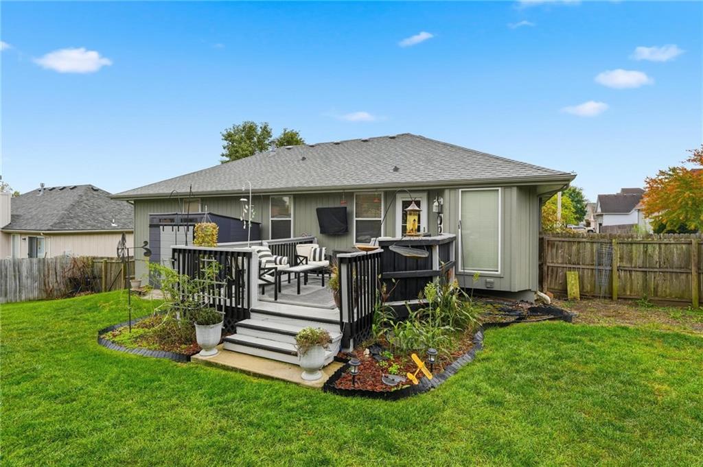 1809 Southeast Ridgewood Drive Blue Springs, MO 64014 - Photo 38 of 51