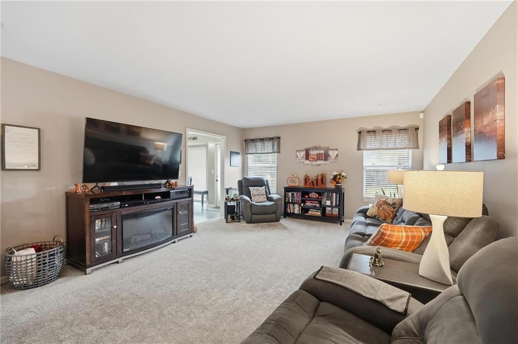 1809 Southeast Ridgewood Drive Blue Springs, MO 64014 - Photo 5 of 51