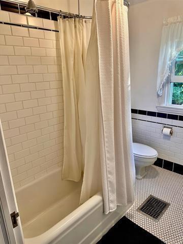 324 North Riley Road Muncie, IN 47304 - Photo 32 of 36 Gallery Image 32