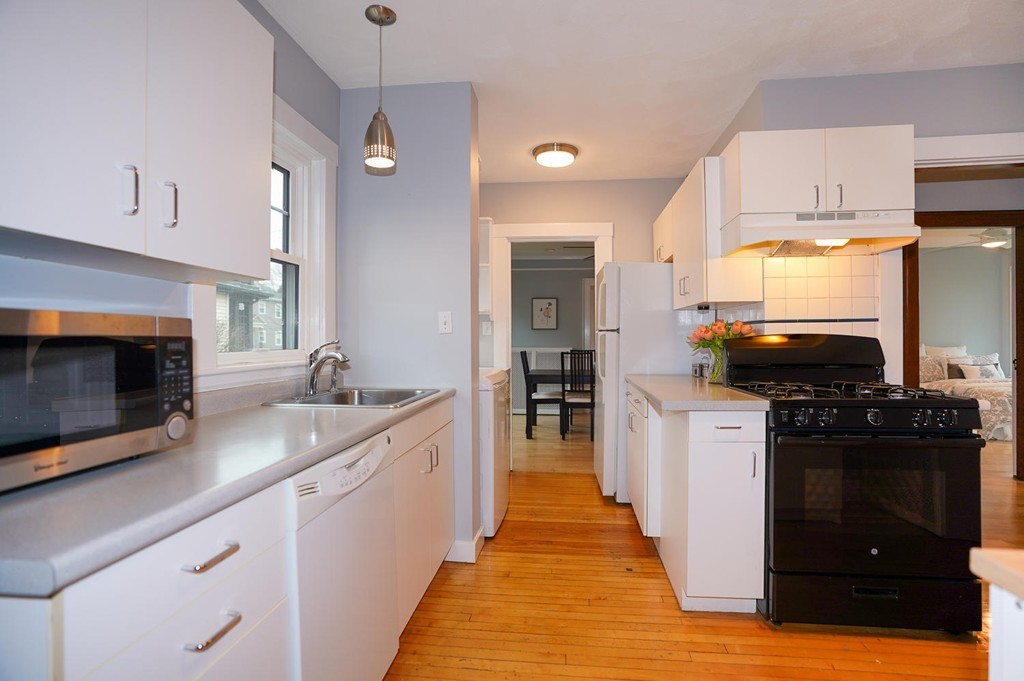 63 Chester Road, Unit 63 Belmont, MA 02478 - Photo 10 of 25 Gallery Image 10