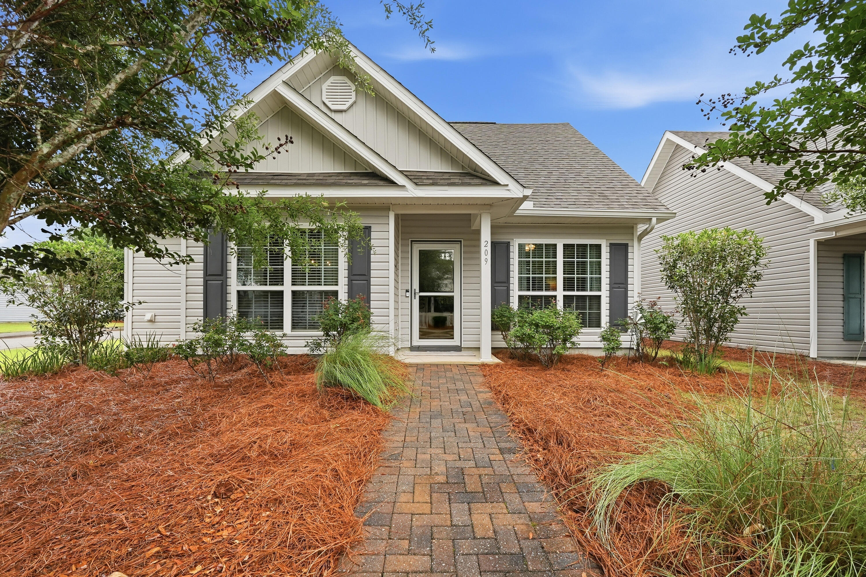 209 Nelly Street Freeport, FL 32439 - Photo 3 of 54 209 nelly-2