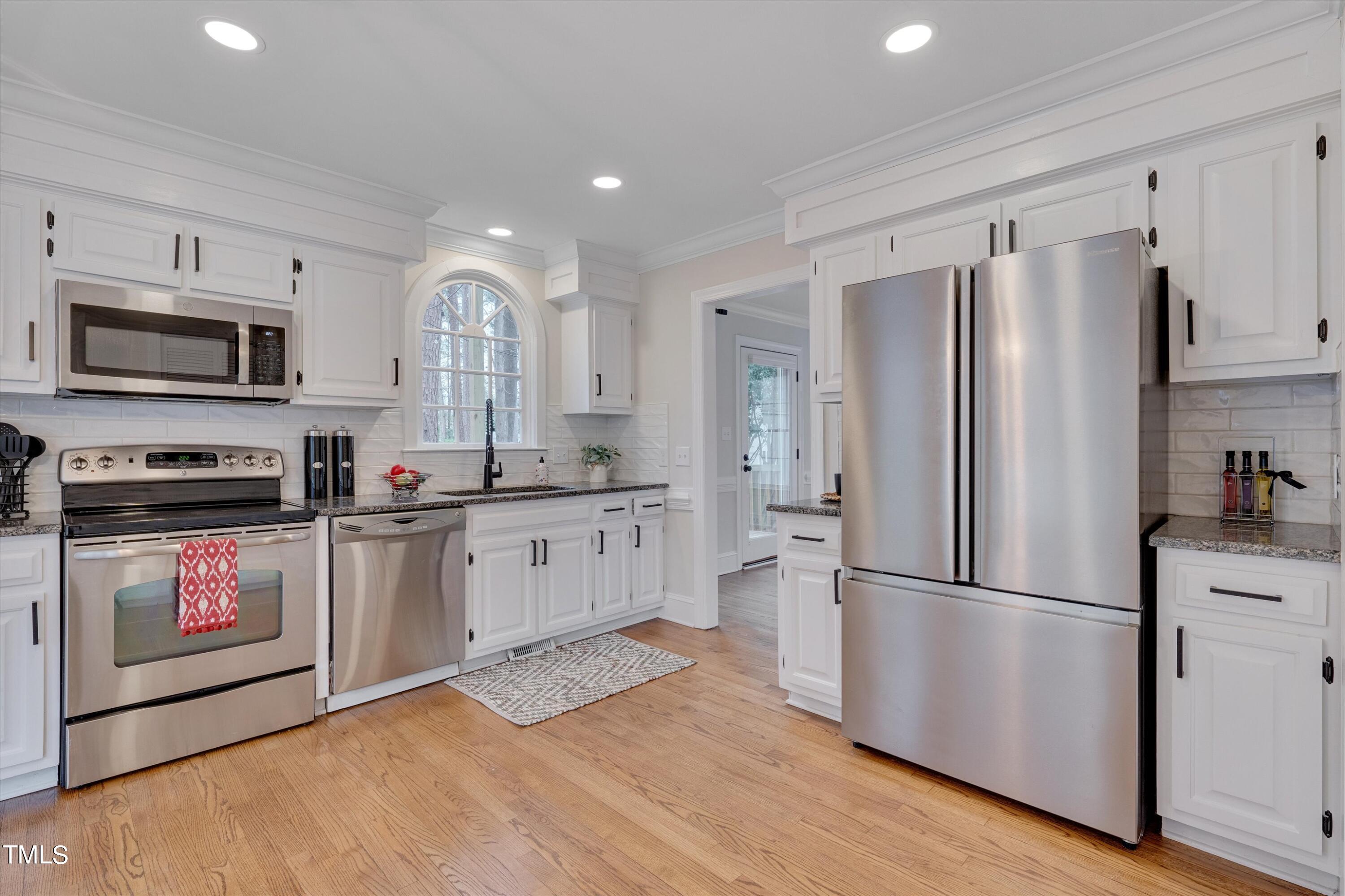 7121 Sandringham Drive Raleigh, NC 27613 - Photo 13 of 31 15-7121 Sandringham-15
