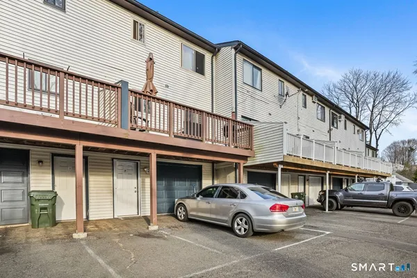 $299,900 | 8 Parker Street, Unit G7, Danbury, CT 06811