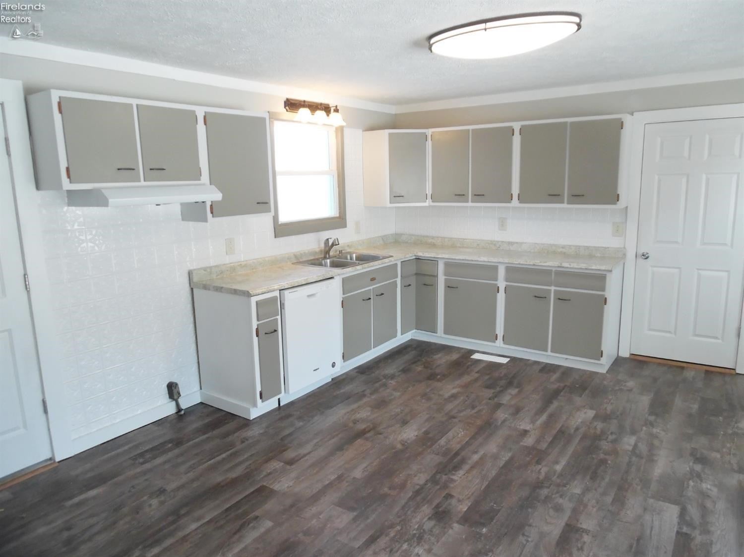 4010 Egypt Road Willard, OH 44890 - Photo 11 of 17 Gallery Image 11