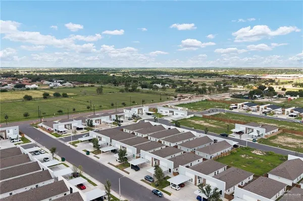 $1,200 | 5813 Ozark Avenue, Unit 4, Mission, TX 78573